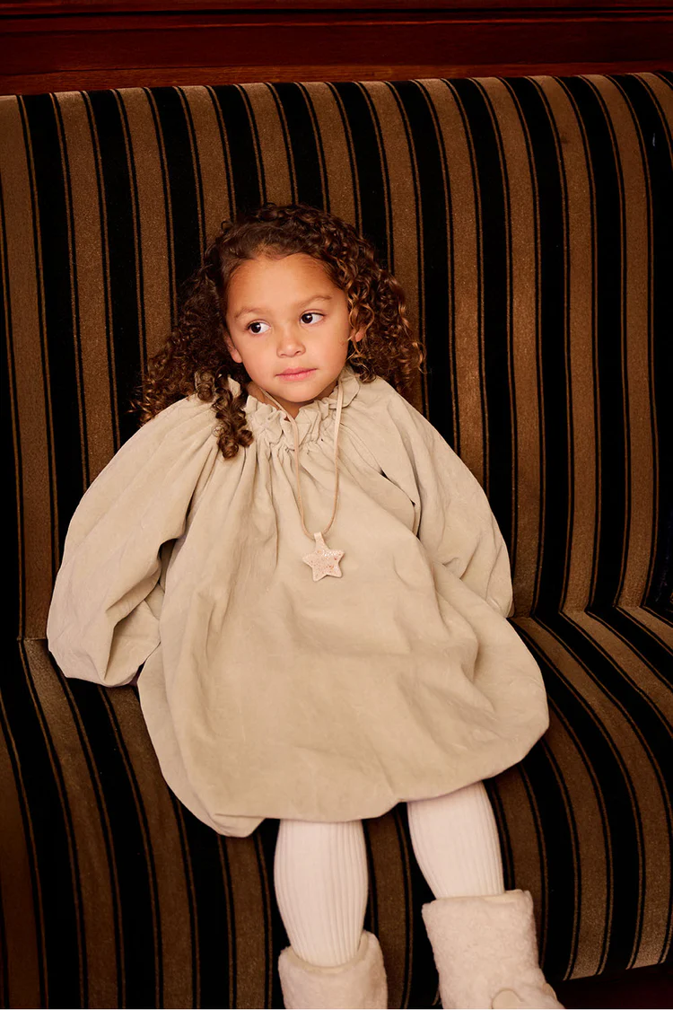 4106900_00030_2_28af66c3-161c-4773-aeb0-7cf2eb715711 blank