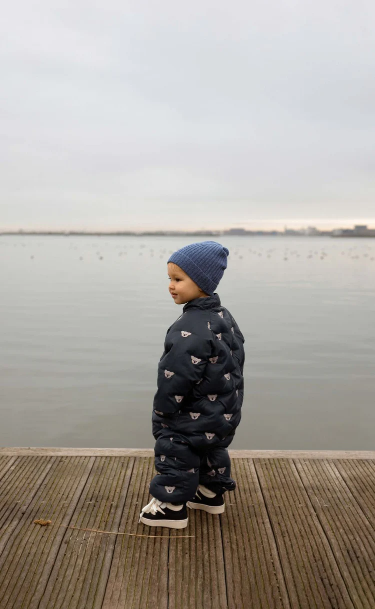 3041701_00027_2 blank